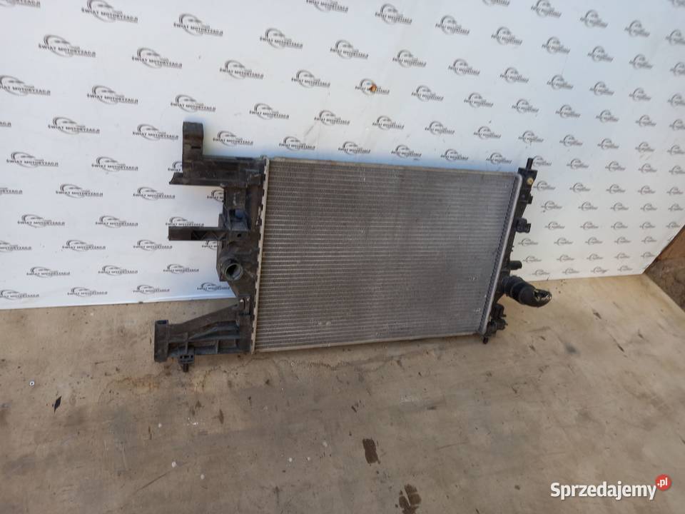 ASTRA J 12r chłodnica wody Kielce