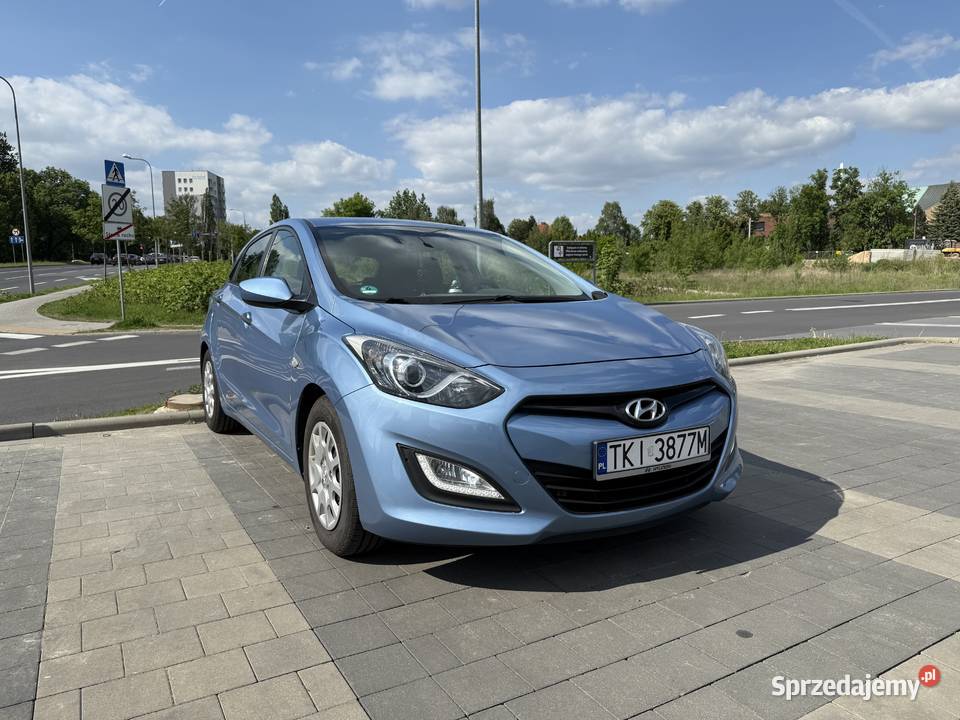 Samochód HYUNDAI i30 Comfort 14 Benzyna 2012 elektryczne szyby śląskie Katowice sprzedam
