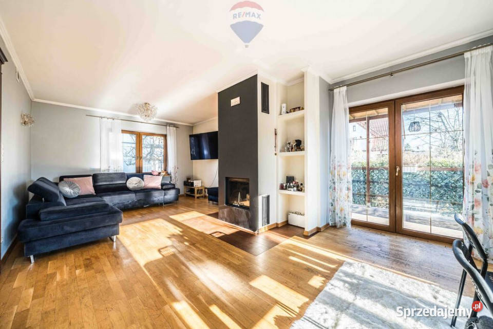 Dom 163 m na narożnej działce Puszczykowo 163m2 sprzedam