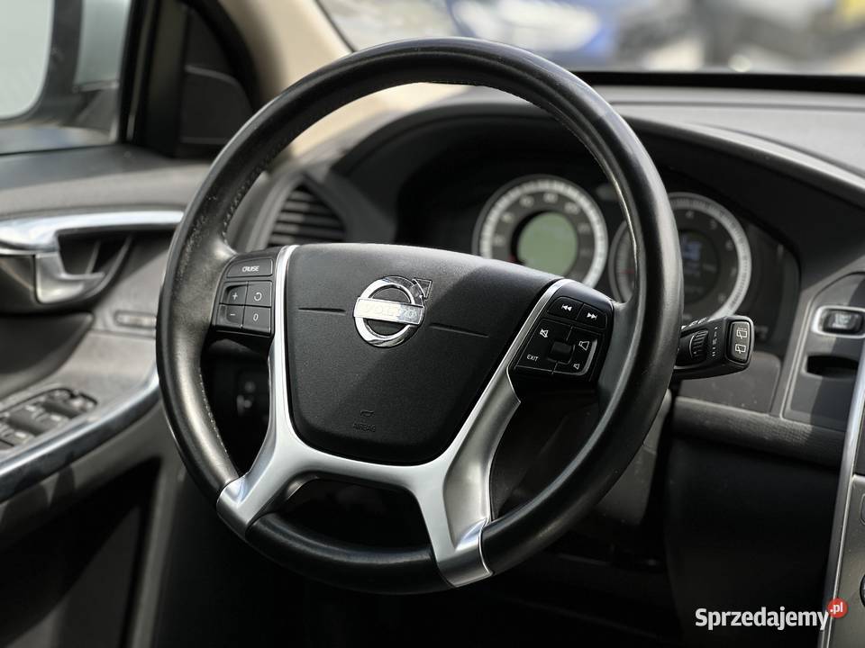 Volvo XC60 2013 Warszawa sprzedam
