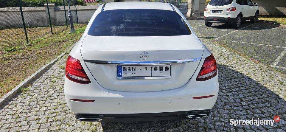 Mercedes Benz