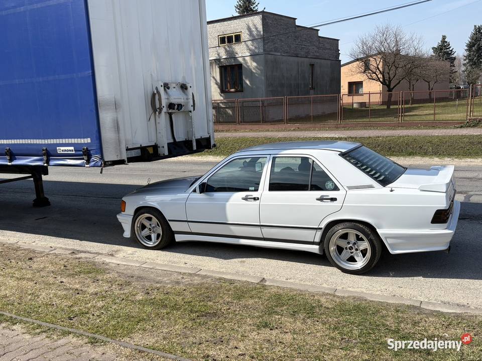 Mercedes w201 190 klasyk w124 w126 e30 e36 e34 W201  Kielce sprzedam