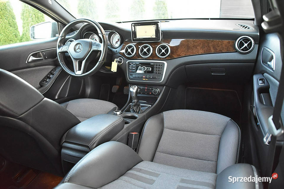 Mercedes GLA 180 D PółSkóra Navi Xenon Led Rok produkcji 2014 Mercedes-Benz Nowe Kucice
