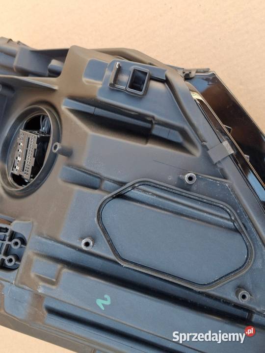 SKODA OCTAVIA IV 4 REFLEKTOR PRAWY LAMPA PRAWA