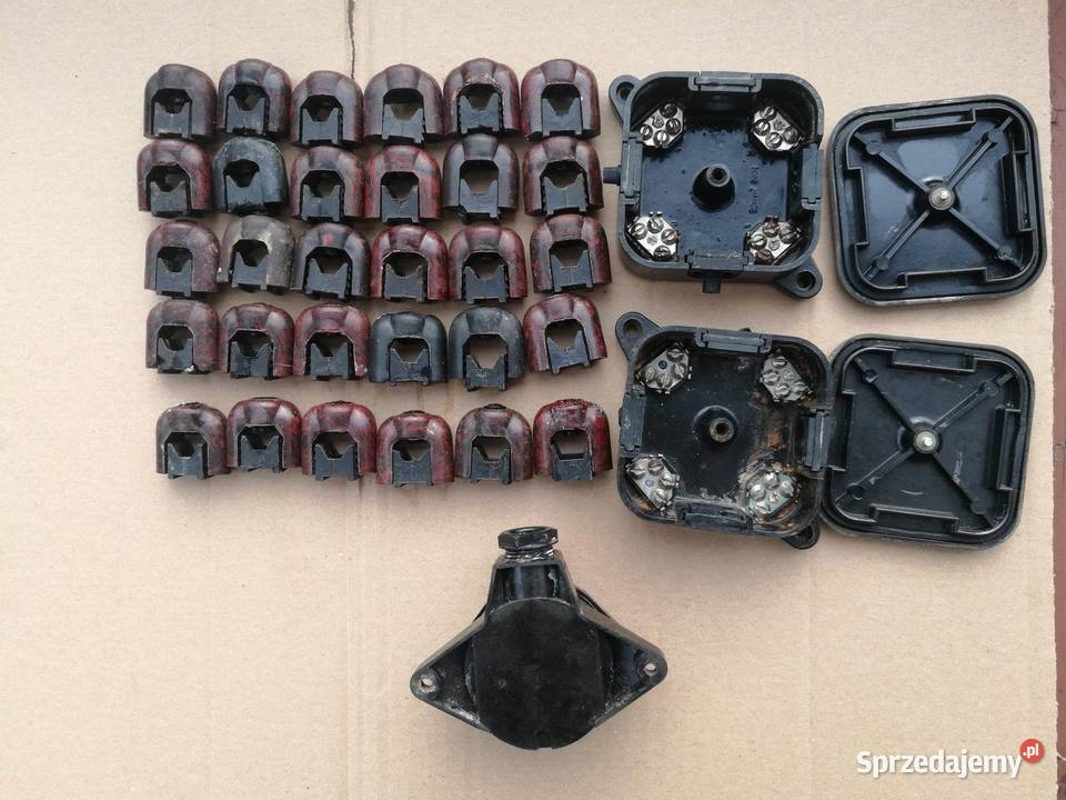 Stare uchwyty puszki i włącznik bakelitowe Loft podkarpackie Zaklików
