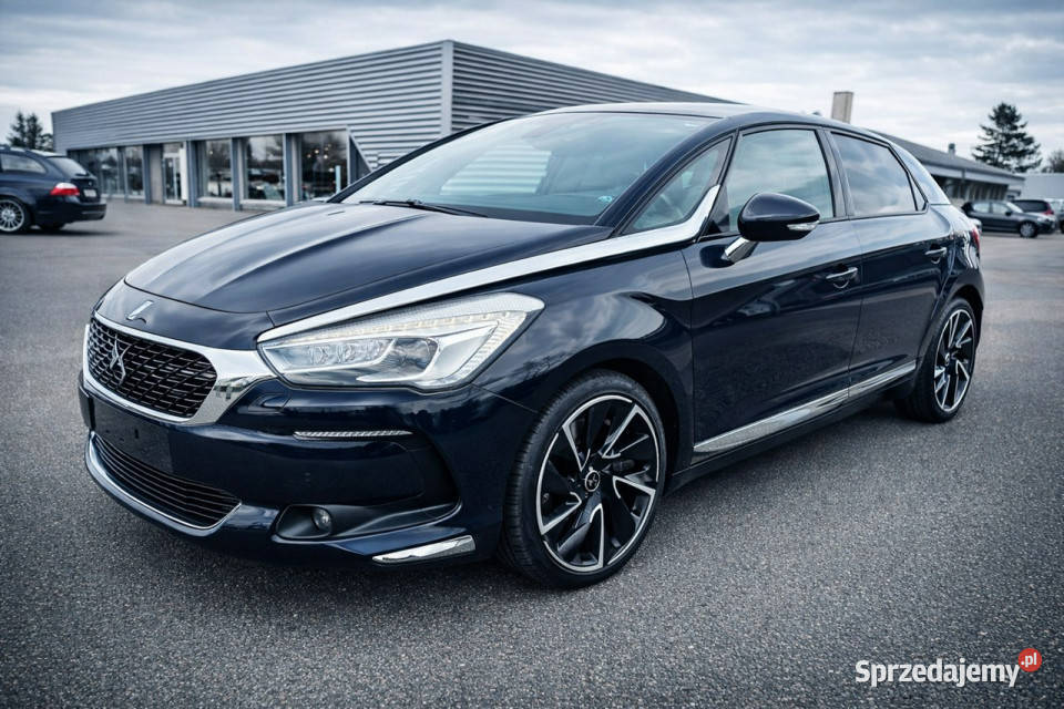 DS Automobiles DS 5 Rok produkcji 2016 Sadlno