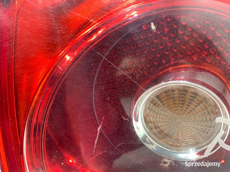 LAMPA PRAWY TYŁ VW GOLF V 1K6945096E Hatchback