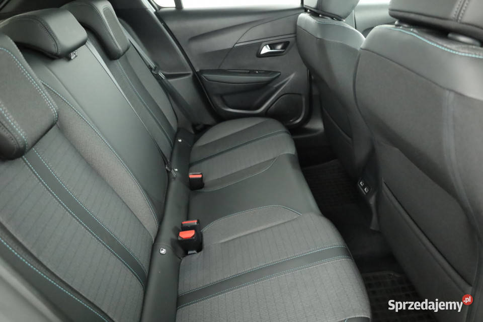 Peugeot 208 12 PureTech isofix Piaseczno