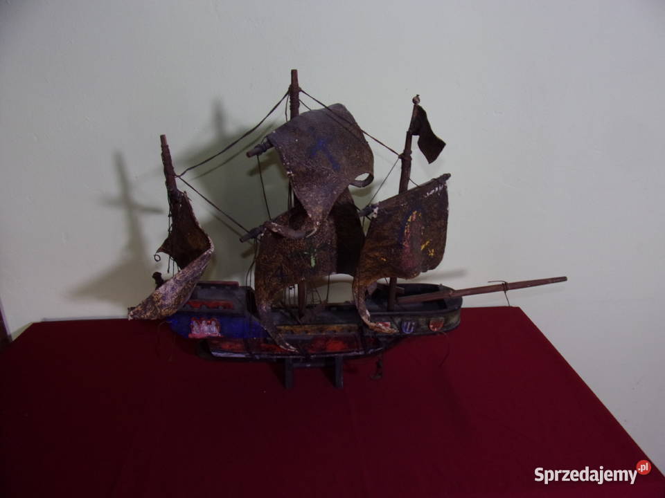 stary model żalgowca statek