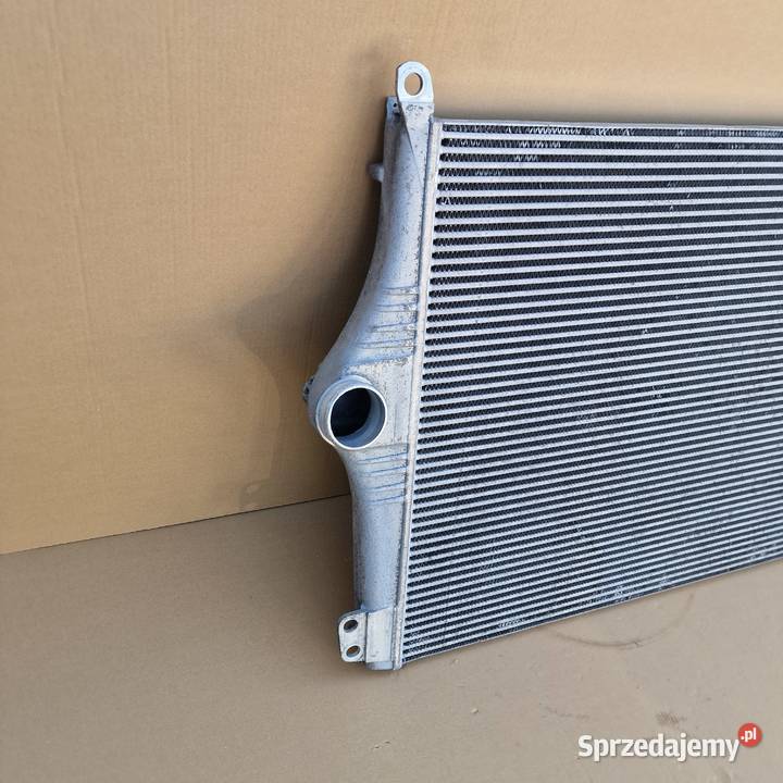 SCANIA R S NGS INTERCOOLER CHŁODNICA POWIETRZA Układ chłodzenia Bieleń