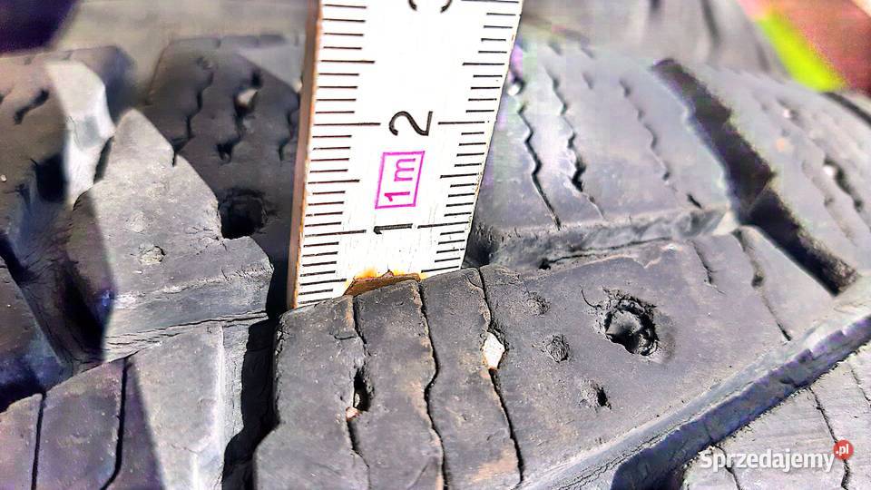 Opony zimowe Nokian 225 Potoczek sprzedam