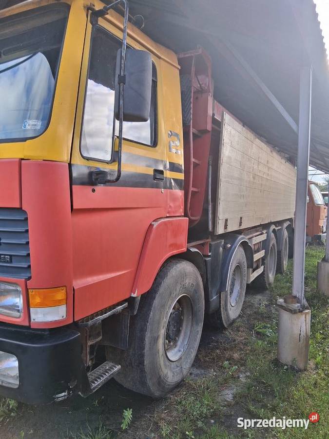 Samochod cieżarowy TERBERG Tuchów