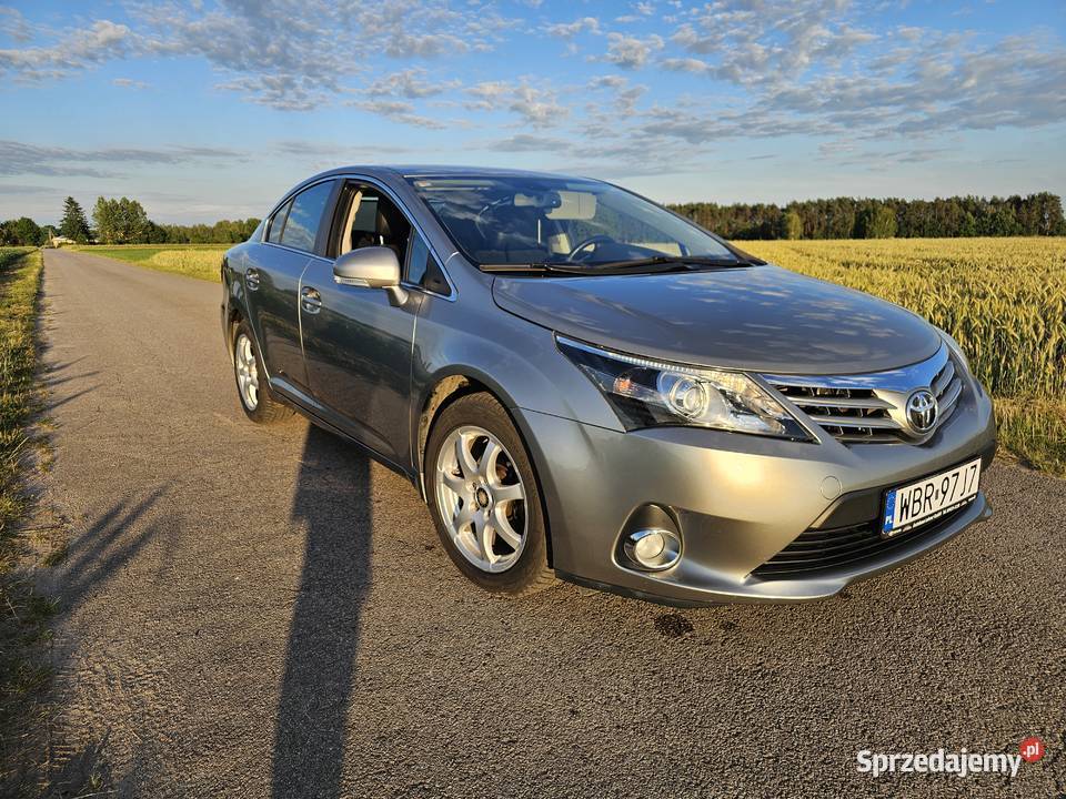 Toyota Avensis 18 automat cvt sprzedam