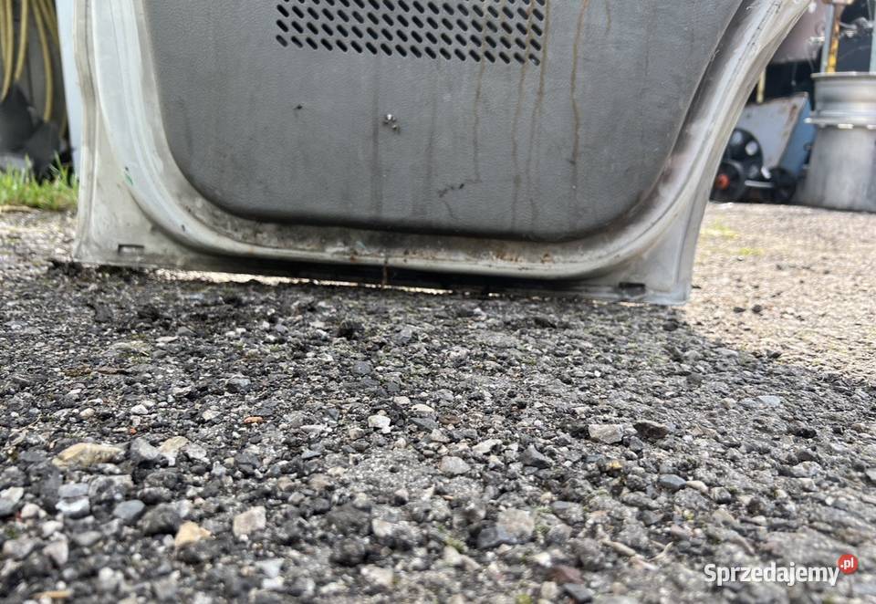Drzwi Renault Master II 2 lewe prawe przednie dostawcze Kielce sprzedam