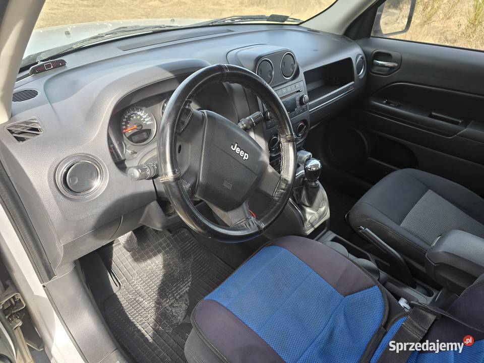 Sprzedam JEEP Patriot 2009 20 CRD 4x4 1 lakier metallic świętokrzyskie Ostrowiec Świętokrzyski sprzedam