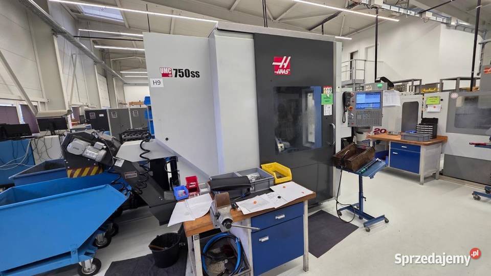 HAAS UMC750SS 2016 5osiowe centrum CNC 40 Chybie