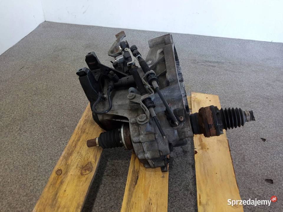 SKRZYNIA BIEGÓW JUR 12 6V VW Volkswagen Fox I