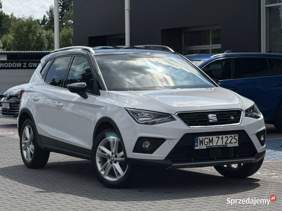 Seat Arona 10 115 wersja FR Samochody osobowe
