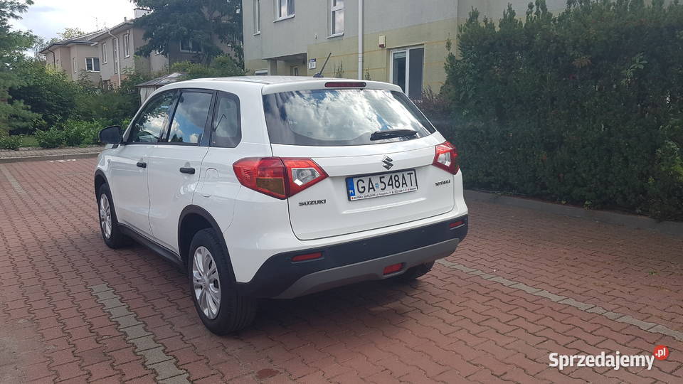 Suzuki Vitara 16 Comfort 2017 stan centralny zamek Warszawa