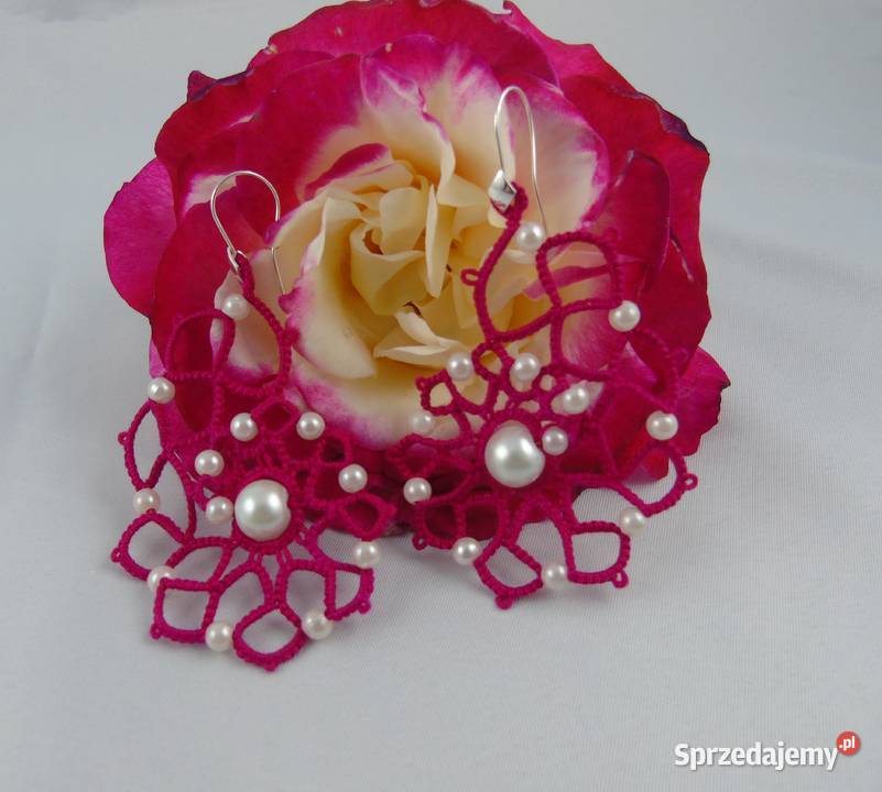 Kolczyki frywolitkowe