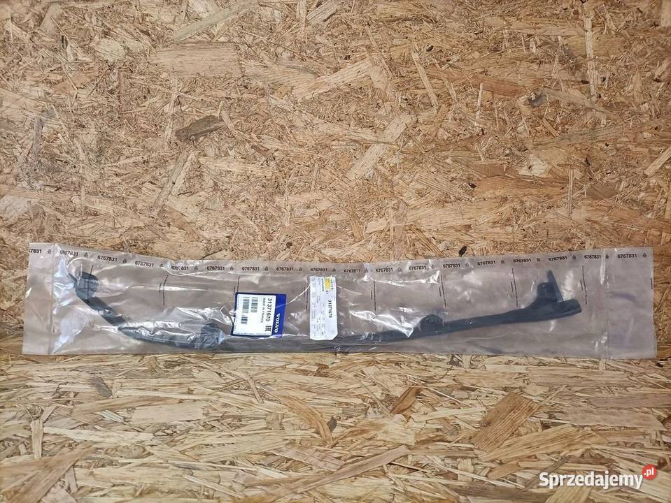 VOLVO V40 V40CC USZCZELKA DRZWI PIONOWA PRAWY Pleszew