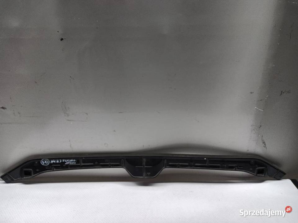 USZCZELKA MASKI AUDI A4 B9 8W0823124