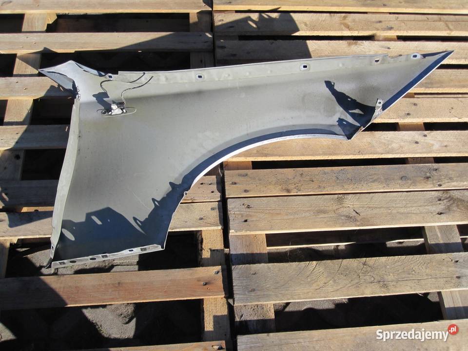 BMW E81 E87 LIFT 07r błotnik lewy przód Części samochodowe