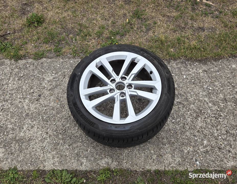 Felga aluminiowa Audi A3 IV 8Y 17 8Y0601025E