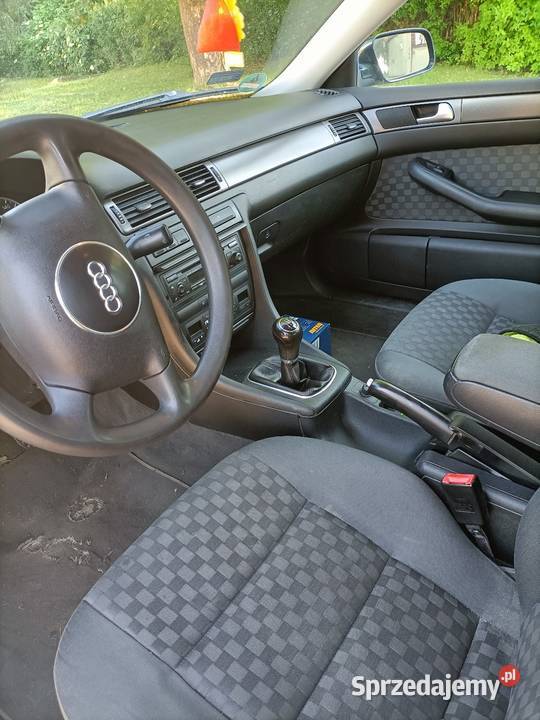 Audi A6 C5 18T welurowa tapicerka