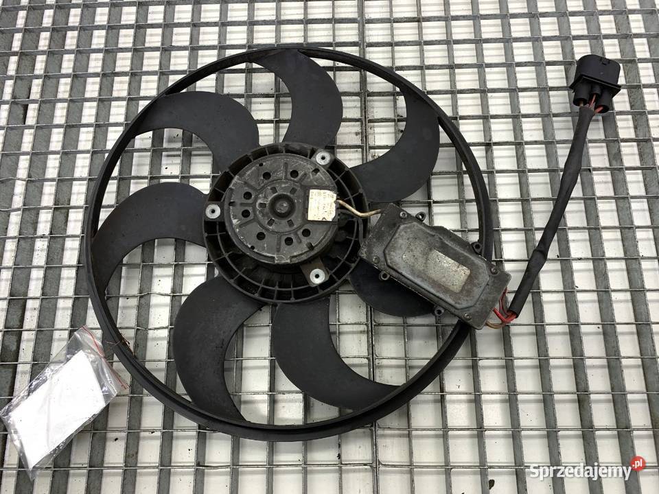 WENTYLATOR CHŁODNICY AUDI Q7 4L 30 233