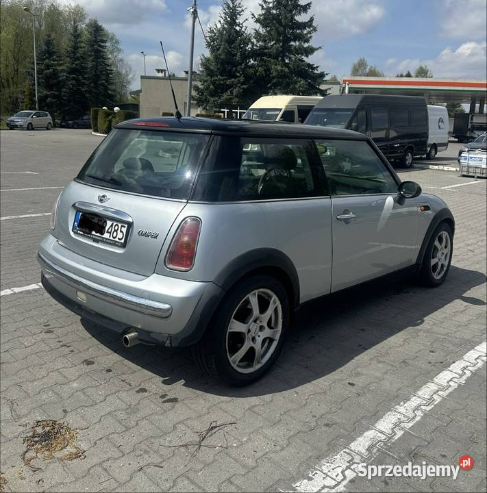 Mini Cooper 16 benzyna 2002r kupiony w Polsce Pilzno