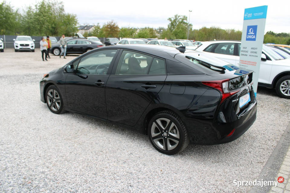 Toyota Prius 18 Hybrid 122 Comfort ECvt światła do jazdy dziennej Warszawa sprzedam