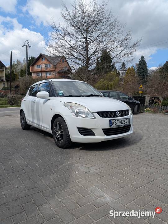 Sprzedam Suzuki Swift 12 2012 217000km Nałęczów
