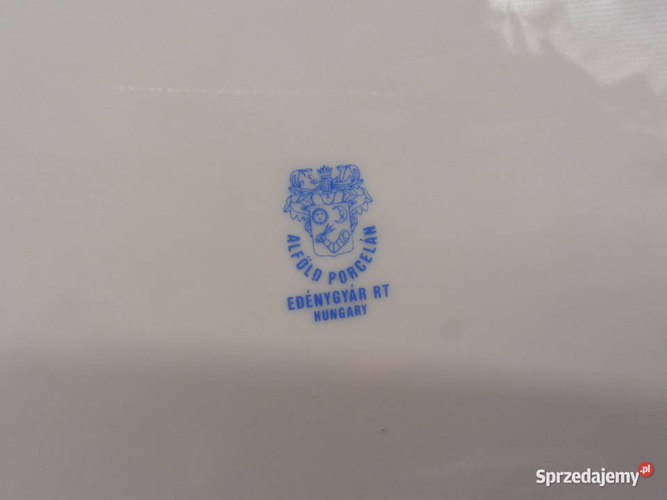 Dekoracyjny talerz zdobiony wzór z chmurami Raszków