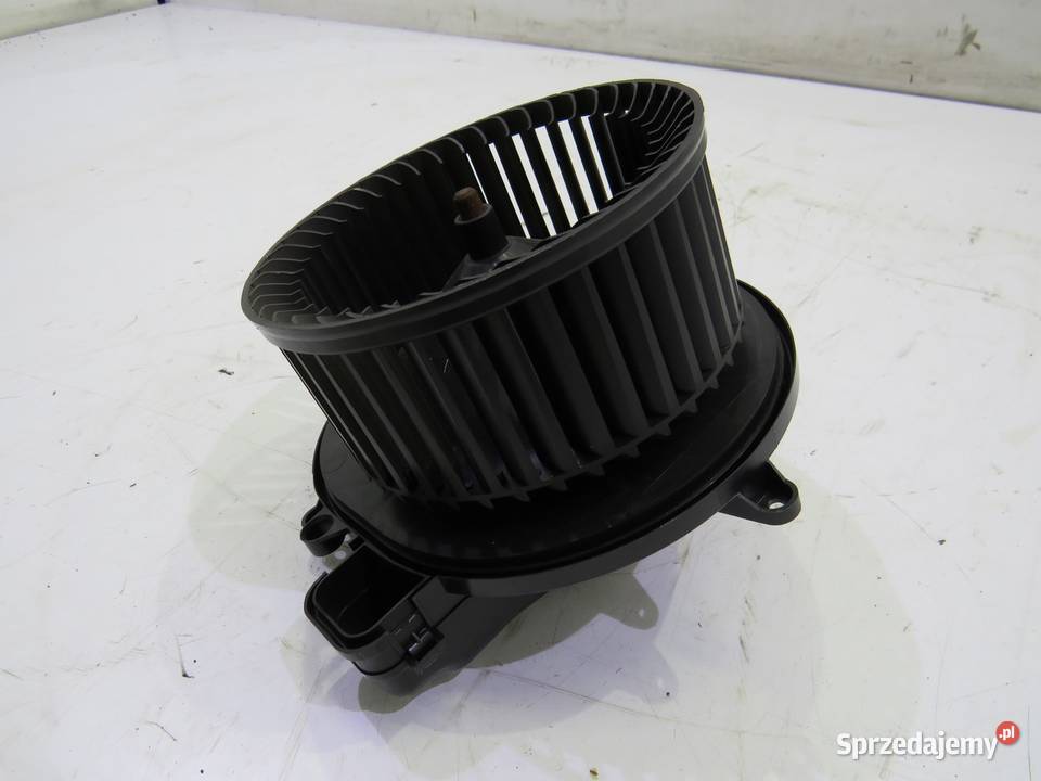 WENTYLATOR DMUCHAWA BMW 1 F20 T903543 sprzedam