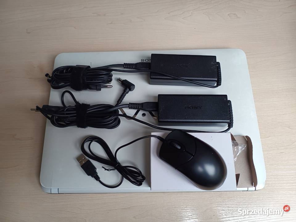 i3 8GB SSD 256GBPodświetlana kalwiatura Szczecin
