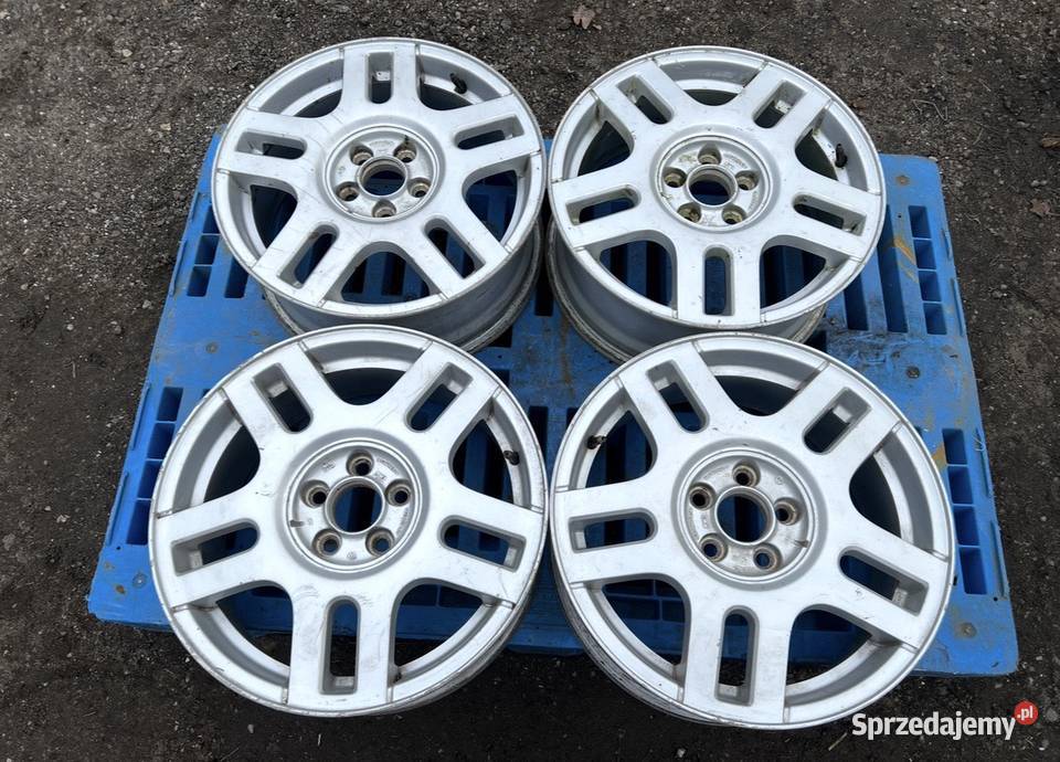 Felgi Aluminiowe 16 VW Golf IV Bora 5x100 65J Średnica 16" Kielce sprzedam
