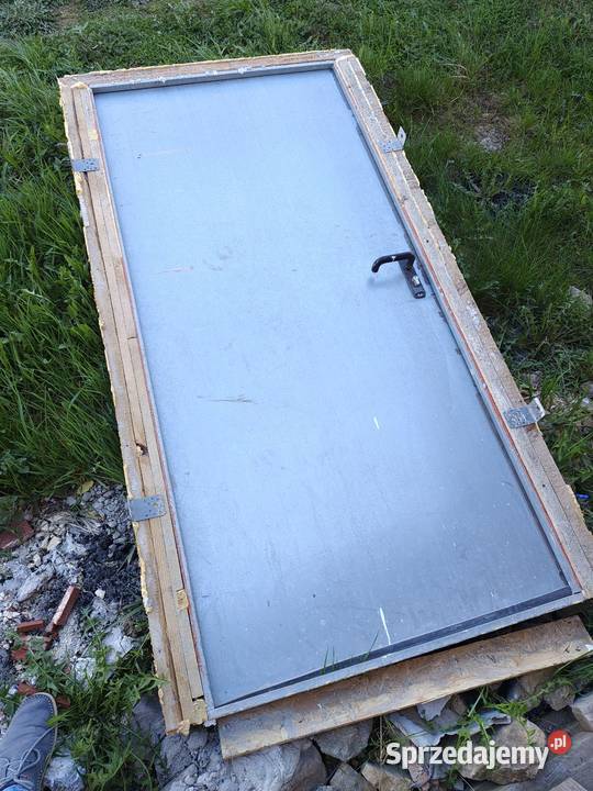 Drzwi techniczne na budowę Drzwi zewnętrzne Krzykawa