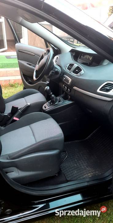 Renault Scenic 2014rMam do sprzedania 7osobowy sprzedam