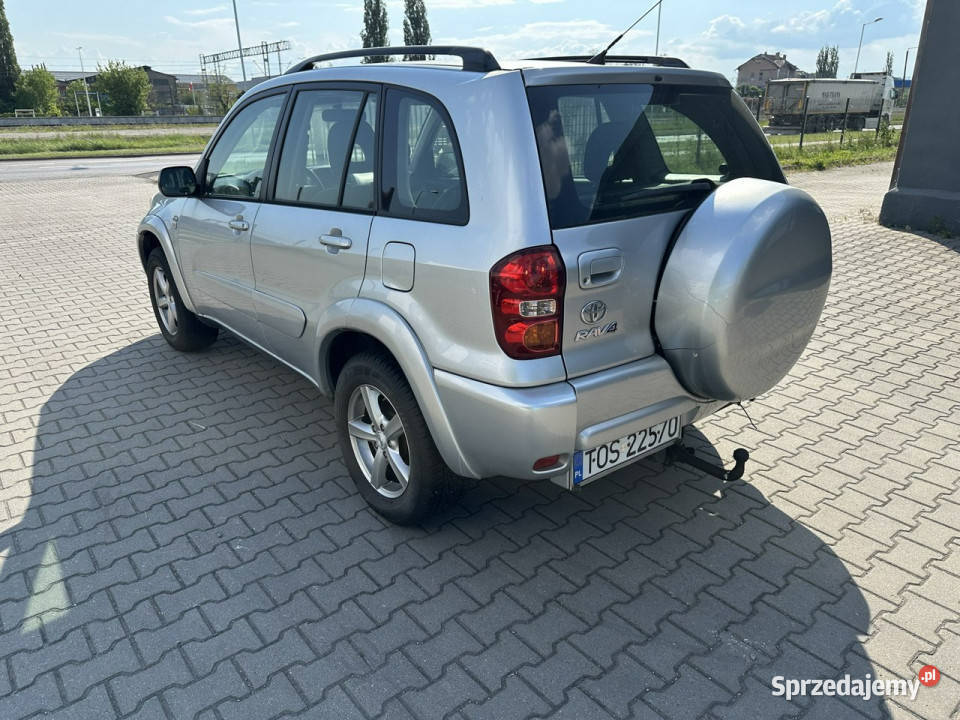 Toyota RAV4 20D4D 4X4 Stan Klimatronic Alufelgi serwisowany w ASO Ostrowiec Świętokrzyski