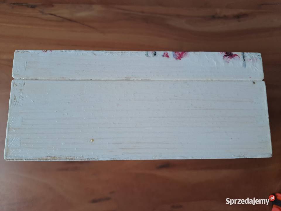 Ręcznie malowane drewniane pudełko na biżuterię mazowieckie