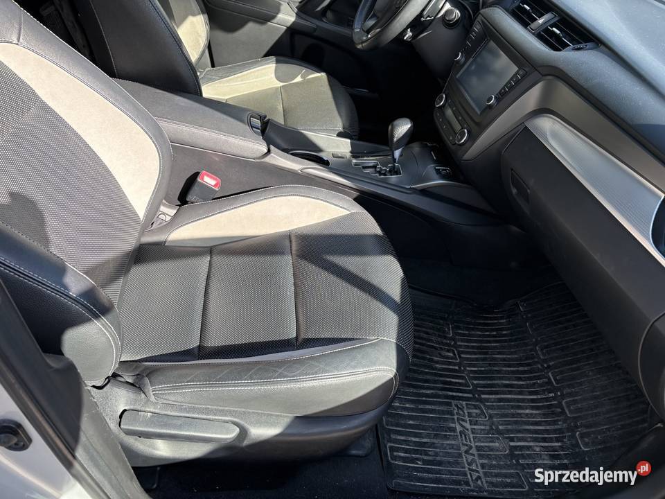 Sprzedam Toyota avensis 147KM Avensis Bolszewo