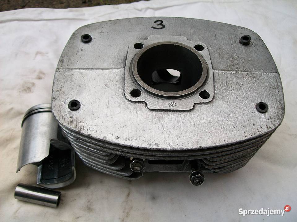 WSK 175 WIATR M21W2A SILNIK 059 TŁOK CYLINDER Cylindry, głowice, pierścienie Świerzawa