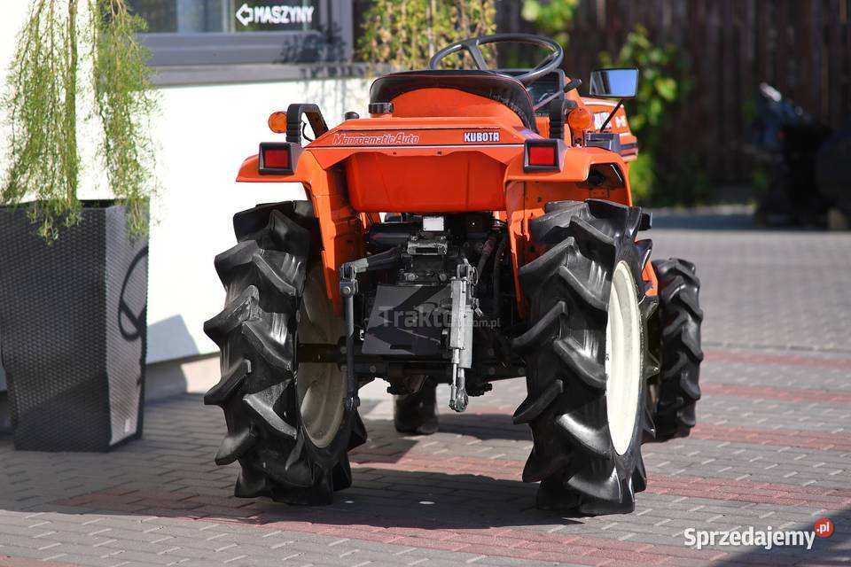Kubota Bulltra B115D 4x4 15