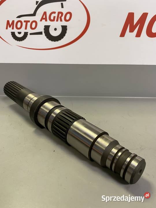 Wałek przekładni rozdzielającej napęd AGCO MF Białystok sprzedam