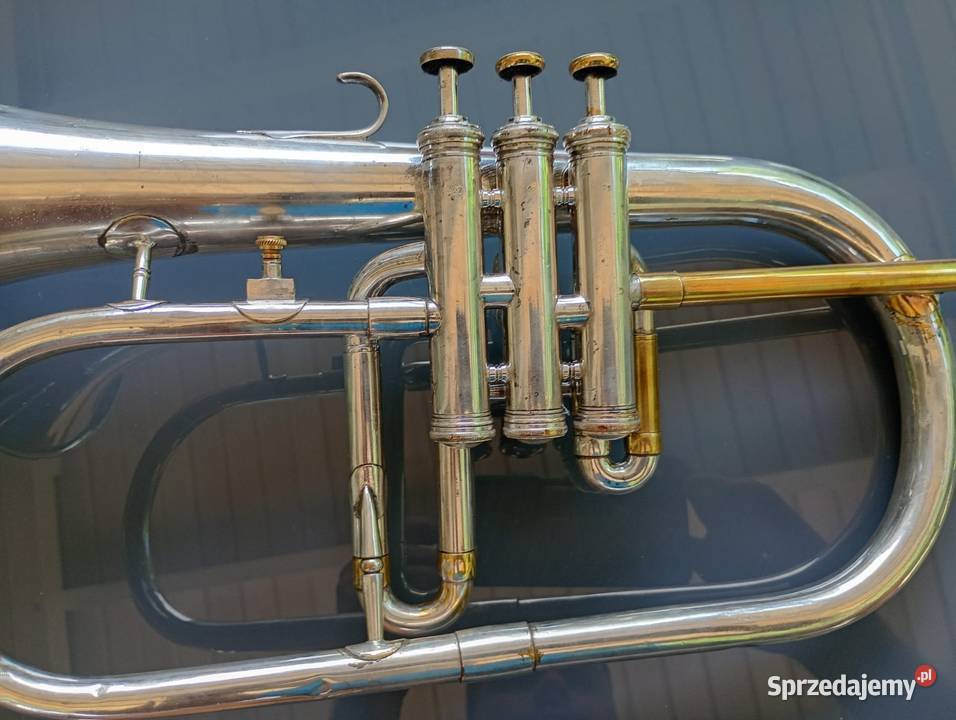 Zabytkowy flugelhorn