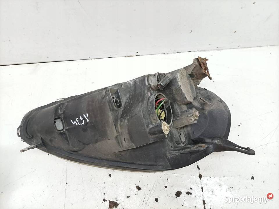 LAMPA PRZÓD LEWA EU Fiat Grande Punto I 20052012