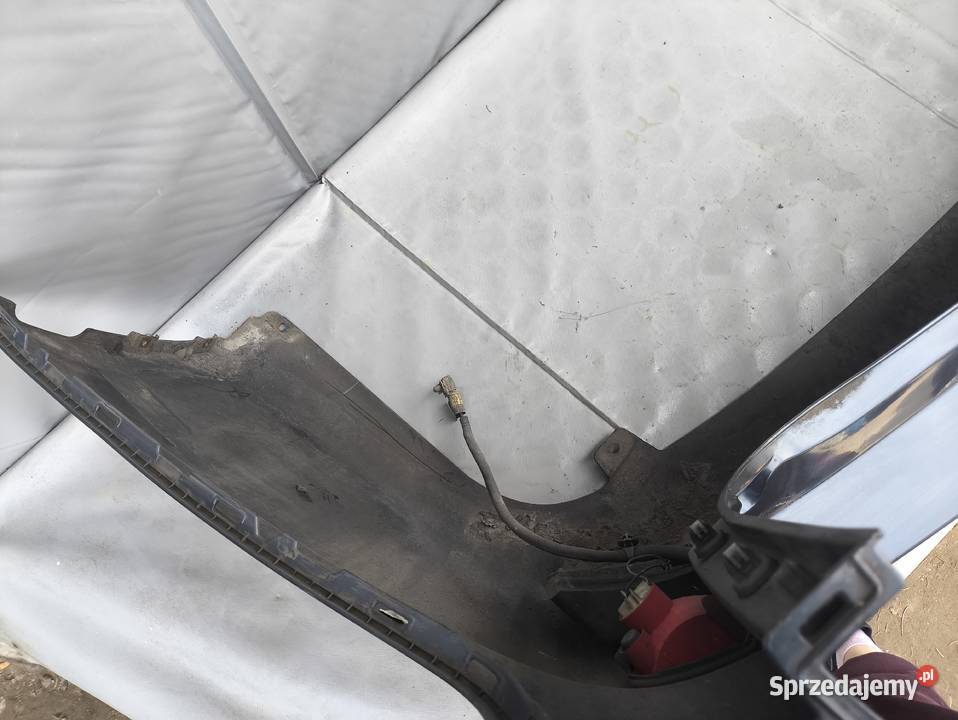 ZDERZAK TYŁ TYLNY SSANGYONG RODIUS II