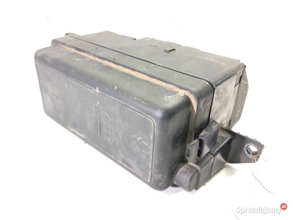 SKRZYNKA BEZPIECZNIKÓW MINI R56 3449504