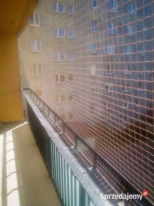 Siatka na balkon przeciw ptakom z montażem Warszawa